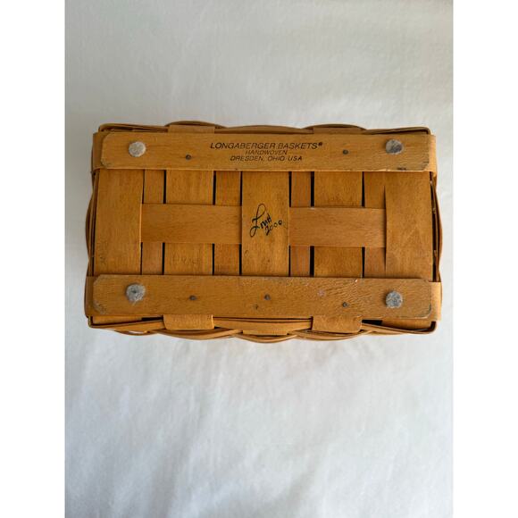 Longaberger 2000 Large Mail Basket w/ Leather Connectors to Lid & Protector - Picture 11 of 14